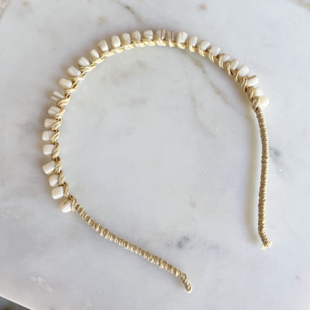 ANTHROPOLOGIE NWOT NEW Ivory Cream Shell & Twine Headband